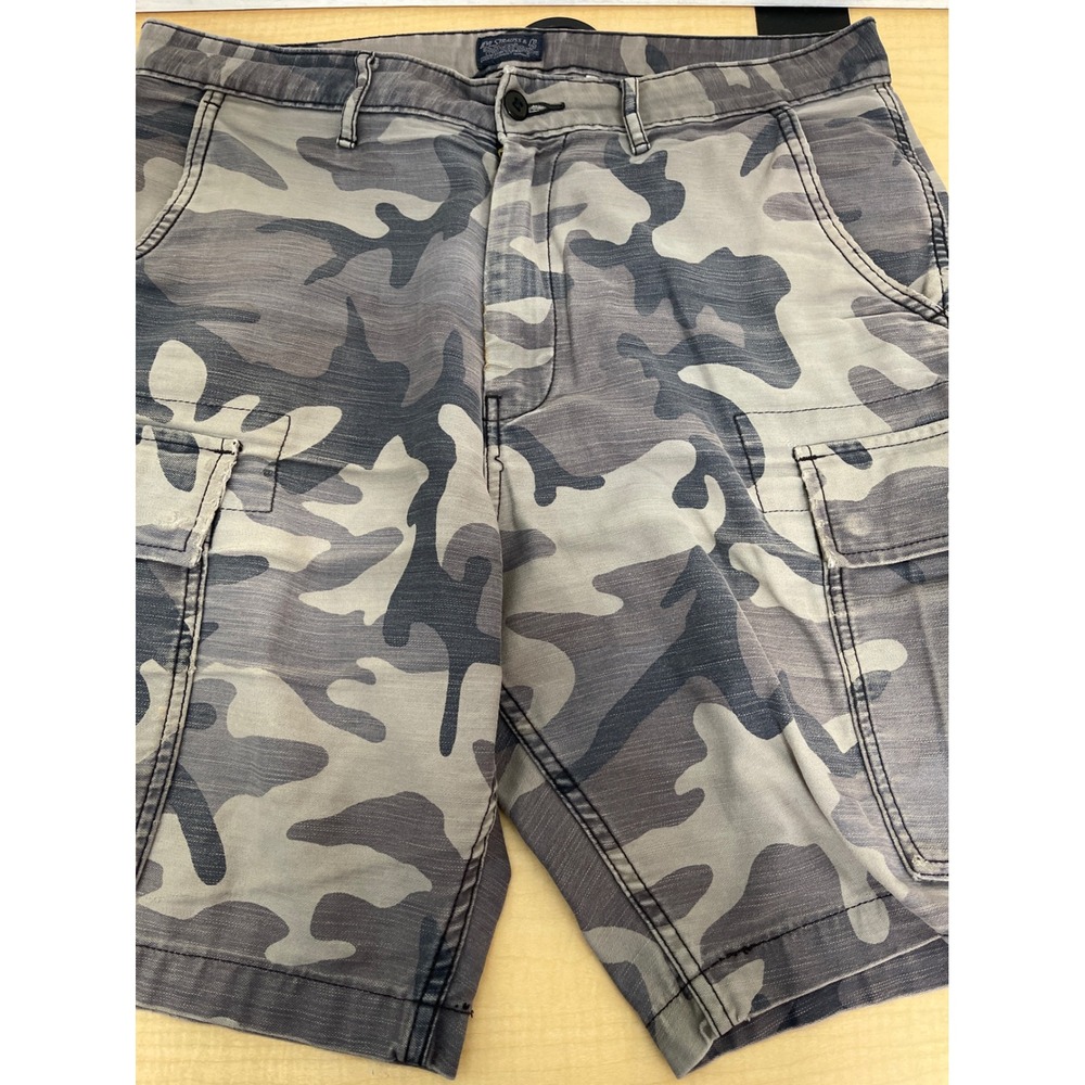Levi Strauss & Co Mens Grey Camo Cargo Shorts Utility Multi Pocket Camouflage